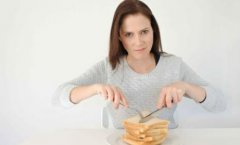 女性睾酮低是什么因素造成的？要怎么解决？