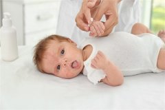 “AMH检查的重要性：从卵巢储备到女性生育力的全面评估”
