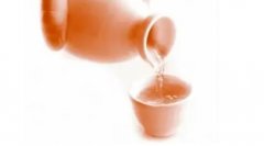 初孕期喝黄酒是否安全？对孕妇会有什么影响？