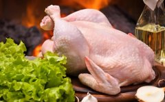 <b>婴儿才7个月就能吃鸡肉?7个月婴儿吃鸡肉注意事项</b>