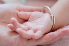 试管成功后的关键：保胎需谨慎，母体健康不可忽视！