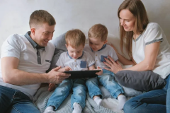 2024试管双胞胎生育费用一览：详细费用结构与双胞胎的优缺点分析！