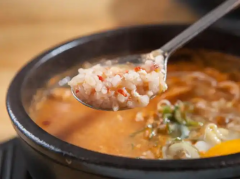 育儿知识：为什么不要给孩子吃汤泡饭？