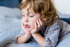 哈尔滨做试管生'男'孩多少钱？如何通过绿通服务节省费用？支付方式全