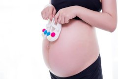 国内单身未婚女性能否通过试管技术实现生育？政策解读与正规医院指南！